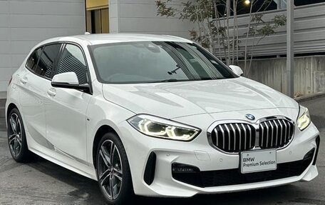 BMW 1 серия, 2022 год, 1 650 000 рублей, 5 фотография