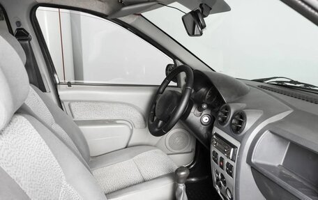 Renault Logan I, 2005 год, 200 000 рублей, 4 фотография