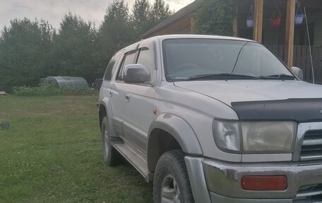 Toyota Hilux Surf III рестайлинг, 1998 год, 950 000 рублей, 3 фотография