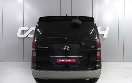 Hyundai Grand Starex Grand Starex I рестайлинг 2, 2018 год, 4 240 000 рублей, 4 фотография