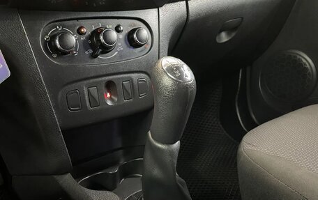 Renault Logan II, 2020 год, 790 000 рублей, 16 фотография