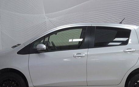 Toyota Vitz, 2016 год, 850 000 рублей, 6 фотография