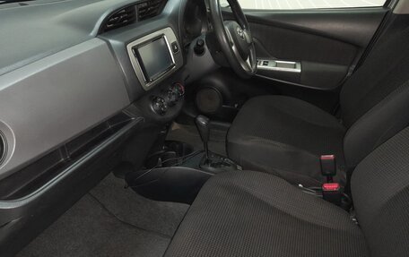 Toyota Vitz, 2016 год, 850 000 рублей, 8 фотография