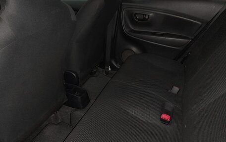 Toyota Vitz, 2016 год, 850 000 рублей, 14 фотография