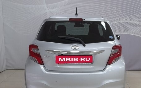 Toyota Vitz, 2016 год, 850 000 рублей, 5 фотография