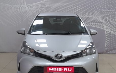 Toyota Vitz, 2016 год, 850 000 рублей, 2 фотография