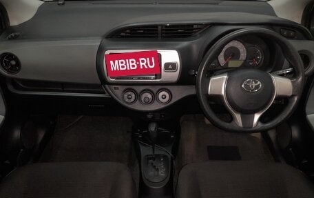 Toyota Vitz, 2016 год, 850 000 рублей, 9 фотография