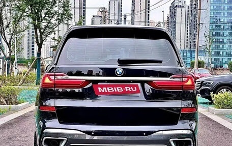 BMW X7, 2022 год, 7 700 213 рублей, 5 фотография