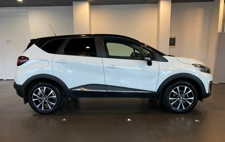 Renault Kaptur I рестайлинг, 2017 год, 1 610 000 рублей, 2 фотография
