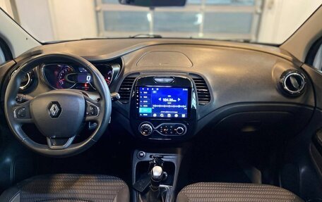 Renault Kaptur I рестайлинг, 2017 год, 1 610 000 рублей, 9 фотография