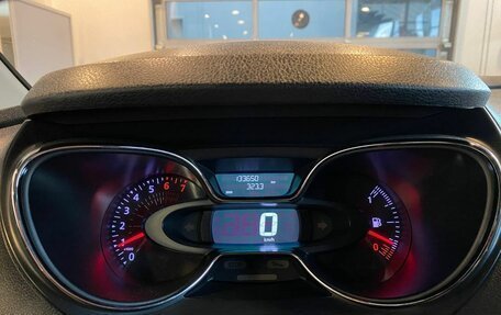 Renault Kaptur I рестайлинг, 2017 год, 1 610 000 рублей, 11 фотография