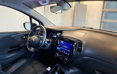 Renault Kaptur I рестайлинг, 2017 год, 1 610 000 рублей, 12 фотография