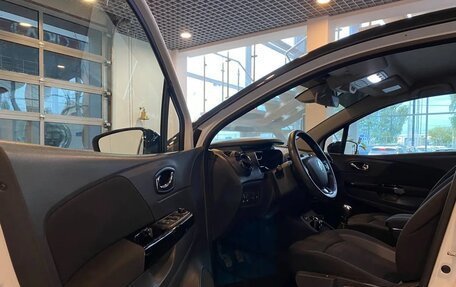 Renault Kaptur I рестайлинг, 2017 год, 1 610 000 рублей, 20 фотография
