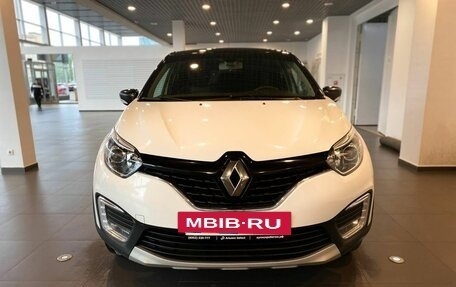 Renault Kaptur I рестайлинг, 2017 год, 1 610 000 рублей, 8 фотография