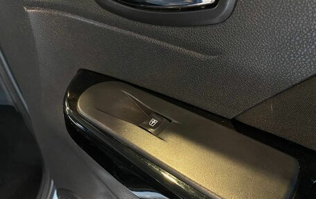 Renault Kaptur I рестайлинг, 2017 год, 1 610 000 рублей, 27 фотография