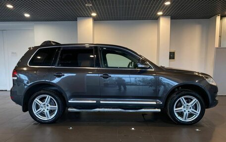 Volkswagen Touareg III, 2007 год, 1 295 000 рублей, 2 фотография