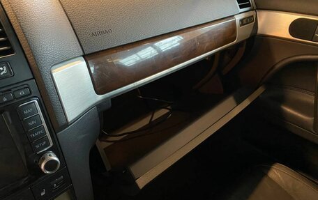 Volkswagen Touareg III, 2007 год, 1 295 000 рублей, 29 фотография