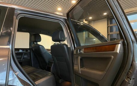 Volkswagen Touareg III, 2007 год, 1 295 000 рублей, 25 фотография