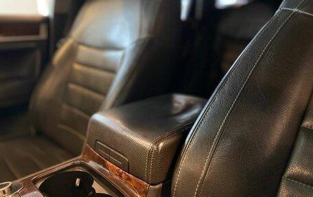 Volkswagen Touareg III, 2007 год, 1 295 000 рублей, 32 фотография