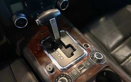 Volkswagen Touareg III, 2007 год, 1 295 000 рублей, 30 фотография