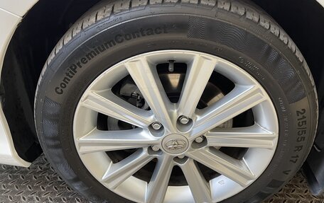 Toyota Camry, 2014 год, 1 850 000 рублей, 8 фотография