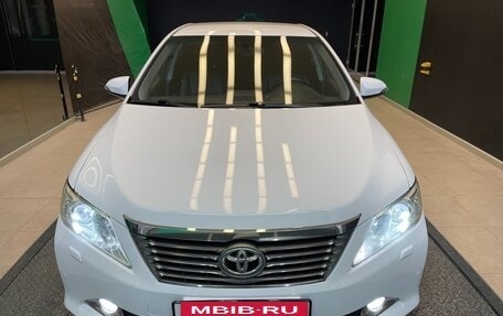 Toyota Camry, 2014 год, 1 850 000 рублей, 2 фотография
