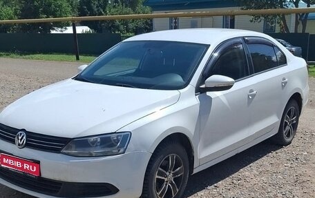 Volkswagen Jetta VI, 2013 год, 1 050 000 рублей, 1 фотография