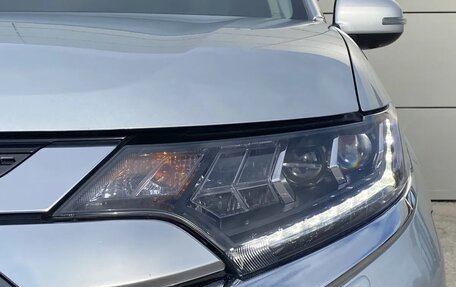 Mitsubishi Outlander III рестайлинг 3, 2021 год, 3 675 000 рублей, 21 фотография