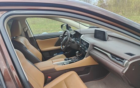 Lexus RX IV рестайлинг, 2019 год, 4 200 000 рублей, 13 фотография