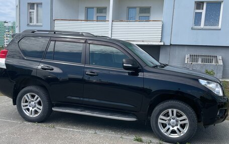Toyota Land Cruiser Prado 150 рестайлинг 2, 2010 год, 2 350 000 рублей, 3 фотография