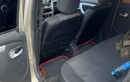 Renault Logan I, 2011 год, 353 000 рублей, 6 фотография