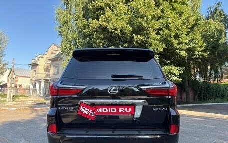 Lexus LX III, 2017 год, 8 500 000 рублей, 5 фотография