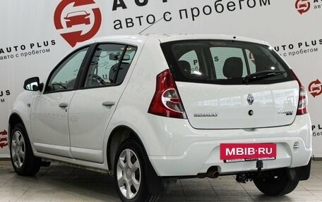 Renault Sandero I, 2012 год, 649 000 рублей, 2 фотография