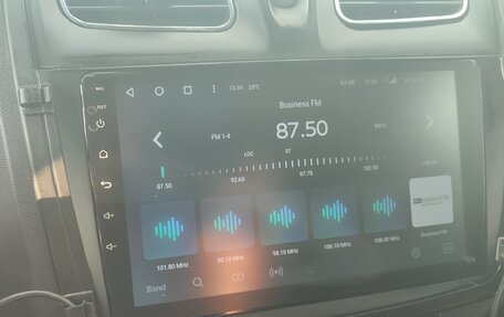 Renault Sandero II рестайлинг, 2017 год, 1 100 000 рублей, 14 фотография