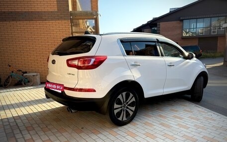 KIA Sportage III, 2011 год, 1 150 000 рублей, 2 фотография