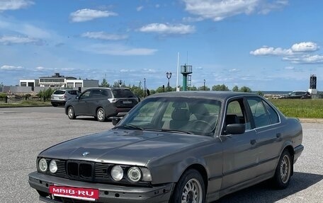 BMW 5 серия, 1991 год, 200 000 рублей, 3 фотография