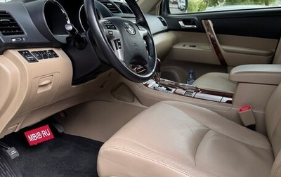 Toyota Highlander III, 2011 год, 2 000 000 рублей, 1 фотография