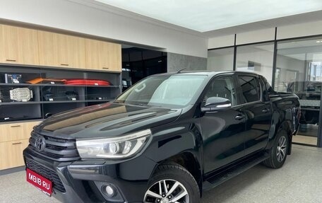 Toyota Hilux VIII, 2015 год, 2 750 000 рублей, 1 фотография
