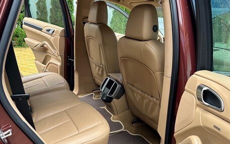 Porsche Cayenne III, 2011 год, 2 400 000 рублей, 11 фотография