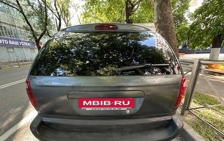 Chrysler Voyager IV, 2002 год, 500 000 рублей, 7 фотография