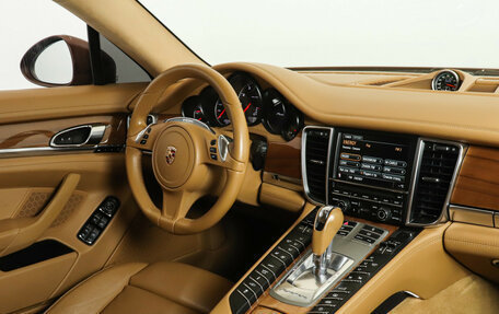Porsche Panamera II рестайлинг, 2012 год, 2 890 000 рублей, 20 фотография
