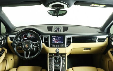 Porsche Macan I рестайлинг, 2016 год, 3 249 000 рублей, 12 фотография