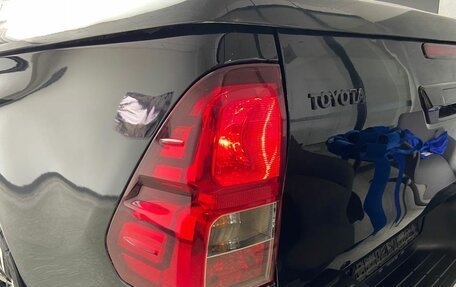 Toyota Hilux VIII, 2015 год, 2 750 000 рублей, 10 фотография