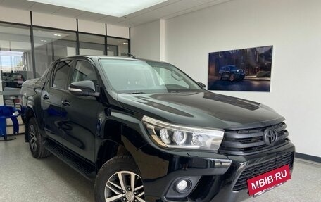 Toyota Hilux VIII, 2015 год, 2 750 000 рублей, 5 фотография