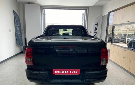 Toyota Hilux VIII, 2015 год, 2 750 000 рублей, 7 фотография