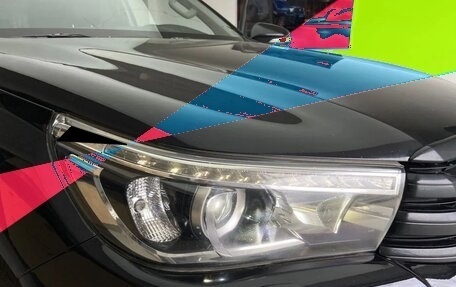 Toyota Hilux VIII, 2015 год, 2 750 000 рублей, 9 фотография