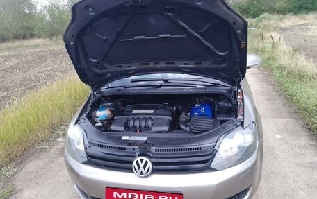 Volkswagen Golf Plus II, 2011 год, 630 000 рублей, 2 фотография