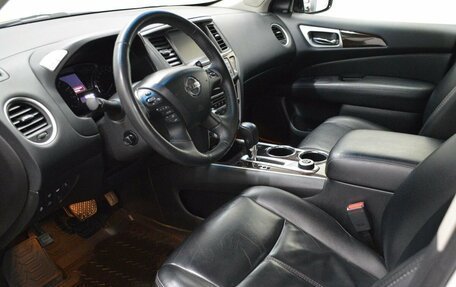 Nissan Pathfinder, 2016 год, 2 051 000 рублей, 8 фотография