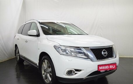 Nissan Pathfinder, 2016 год, 2 051 000 рублей, 3 фотография