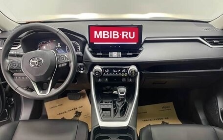 Toyota RAV4, 2023 год, 2 620 000 рублей, 13 фотография